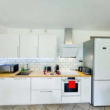 Apartment Sunny Garden 1br Flat With Terrace Luxembourg